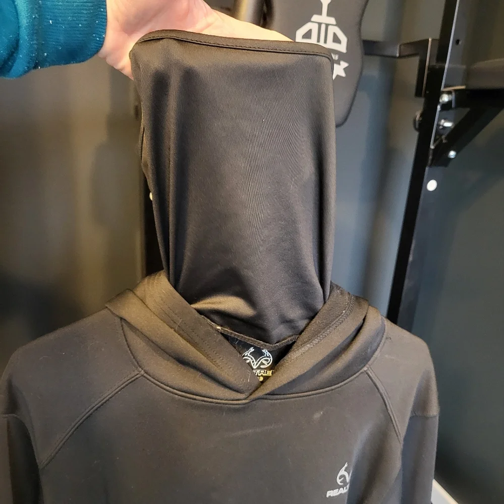 REALTREE Black hunting hoodie size large - Picture 3 of 5